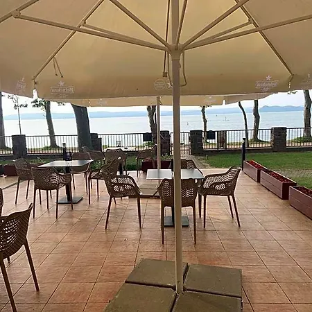 فندق Bf *