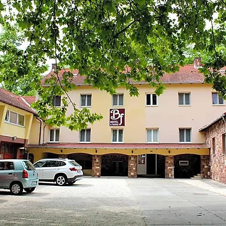 Bf * Balatonföldvár